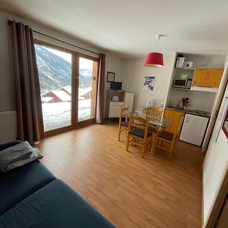 Studio Orelle 3 Vallees - Spa & Piscine - Apt 004 المظهر الخارجي الصورة