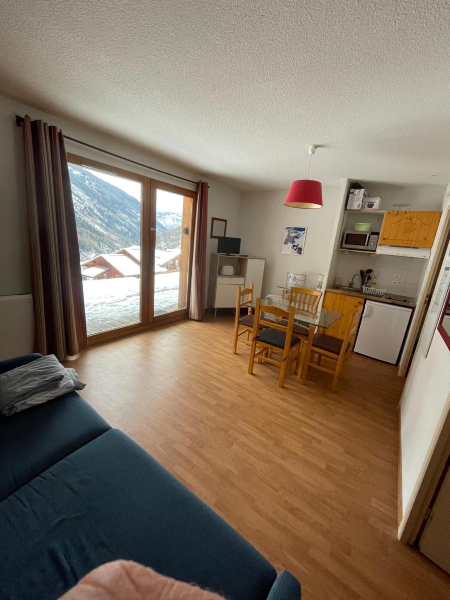 Studio Orelle 3 Vallees - Spa & Piscine - Apt 004 المظهر الخارجي الصورة