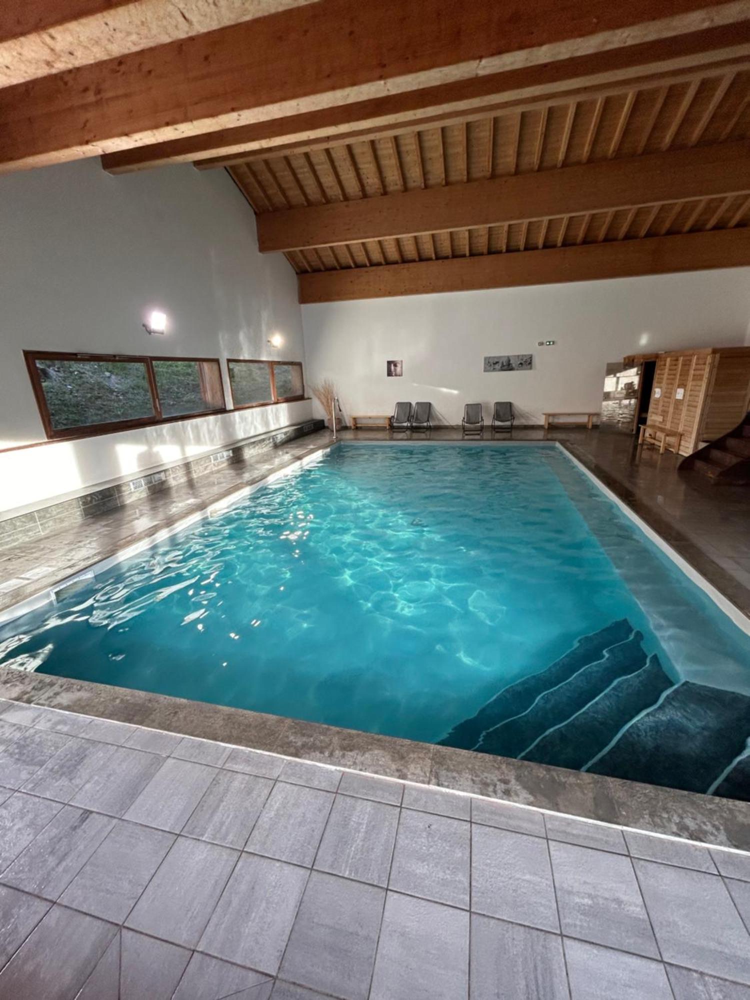 Studio Orelle 3 Vallees - Spa & Piscine - Apt 004 المظهر الخارجي الصورة